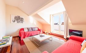 Guestready - Rare Terrace Apt, Historic Center